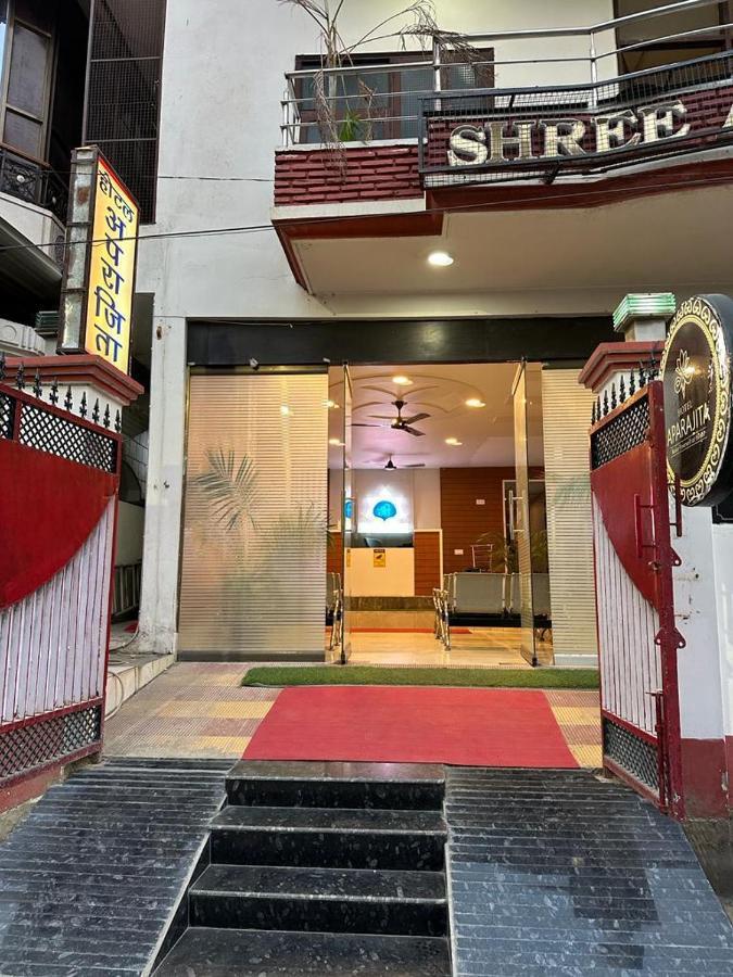 Hotel Aparajita Varanasi Ngoại thất bức ảnh